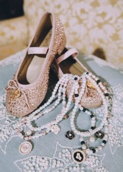 Pendant Necklace Black/Snowdrop 10 Pendant Necklace Black/Snowdrop -Angels Face Negozio Charm Necklace Black Campaign 1 5337d73c cb55 4f9f aa2a 5a51ec1c2871