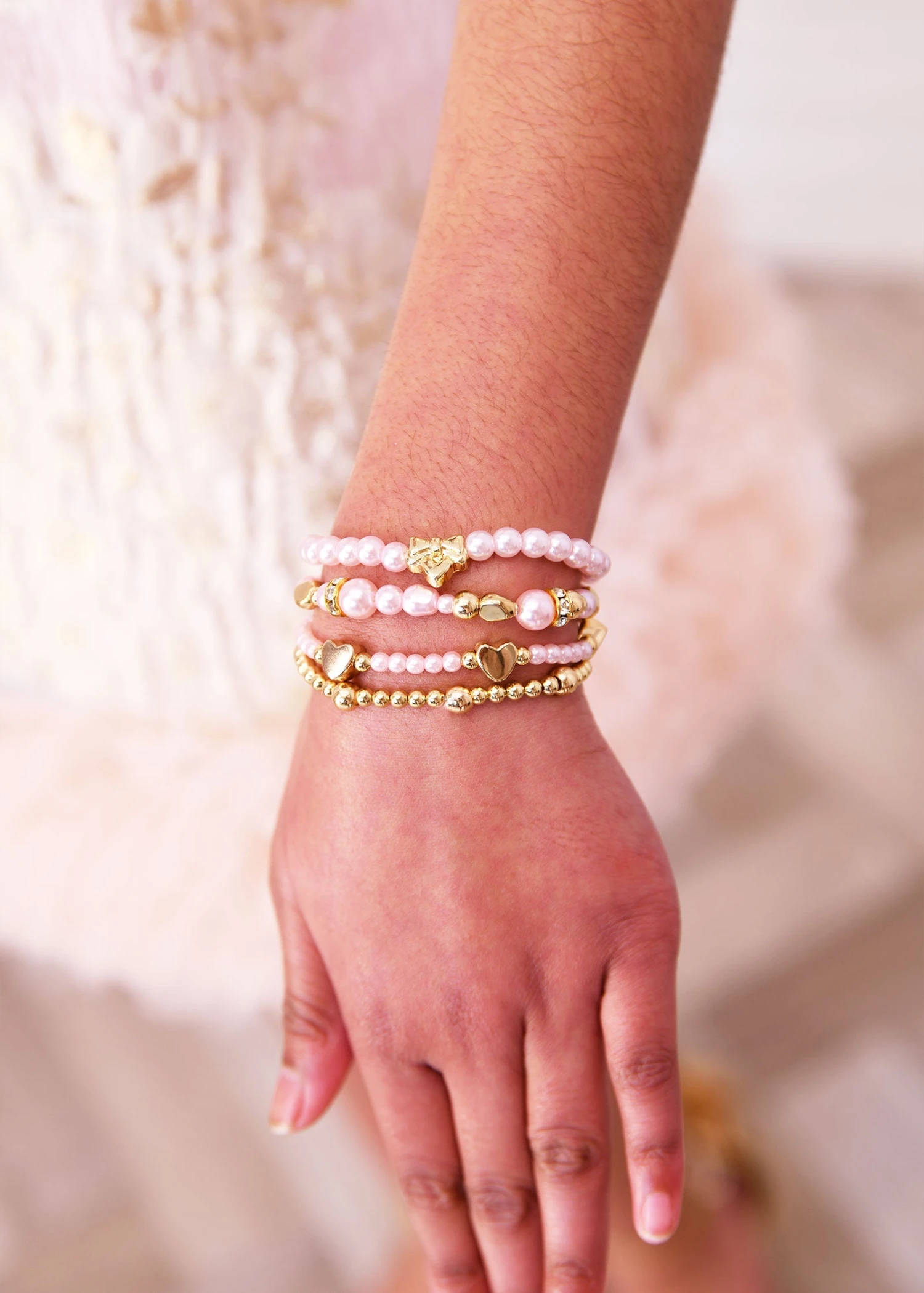 Heart And Pearl Bracelet Set Pink/Gold 4 Heart And Pearl Bracelet Set Pink/Gold - immagine 2