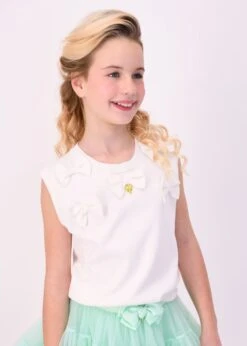 Morag Sleeveless Knit Snowdrop -Angels Face Negozio Morag Vest Snowdrop Lifestyle