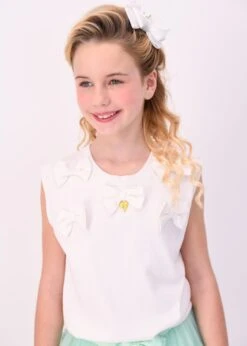 Morag Sleeveless Knit Snowdrop -Angels Face Negozio Morag Vest Snowdrop Lifestyle 1