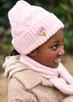 Nottingham Knit Hat Pink -Angels Face Negozio Nottingham Hat Pink Campaign 1