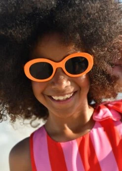 Olive Sunglasses Orange 7 Olive Sunglasses Orange -Angels Face Negozio Olive Sunglasses Orange Campaign