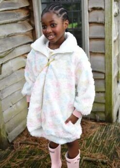 Oscars Fur Pastel Jacket Snowdrop -Angels Face Negozio Oscar Jacket Snowdrop Campaign 1