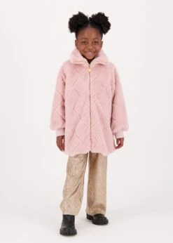 Oscars Fur Weave Jacket Tea Rose -Angels Face Negozio Oscars.Weave Jacket Tea Rose Lifestyle