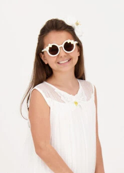 Paige Bow Sunglasses Snowdrop -Angels Face Negozio Paige Sunglasses Snowdrop Lifestyle