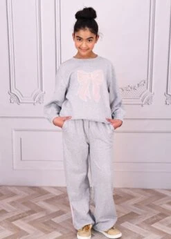 Paula Sweat With Heart Tulle Bow Grey 12 Paula Sweat With Heart Tulle Bow Grey -Angels Face Negozio Paula Sweatshirt Grey Lifestyle 865b7b7f 1bbb 4e25 abf4 1abc11537d8f