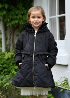 Peppa Coat Black -Angels Face Negozio Peppa Coat Black Campaign