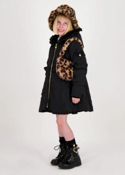 Peppa Coat Black -Angels Face Negozio Peppa Coat Black Lifestyle 2