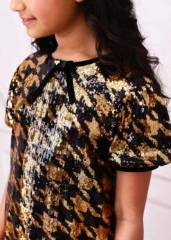 Shalini Houndstooth Sequin Dress Black/Gold -Angels Face Negozio Shalini Dress Black Gold Lifestyle 2