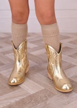 Soraya Metallic Cowboy Boot Gold -Angels Face Negozio Soraya Boots Gold Lifestyle 1 0b18dc45 656c 424b 8715 ad9a7c0054f2
