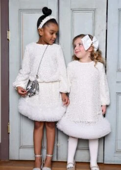 Cedar Boucle Sequin Top Snowdrop -Angels Face Negozio White outfits Double Lifestyle e983d54c 9960 4859 8256 5a65a75a80fd